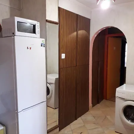 Individuala In Comun Langa Plaja, Centrul *